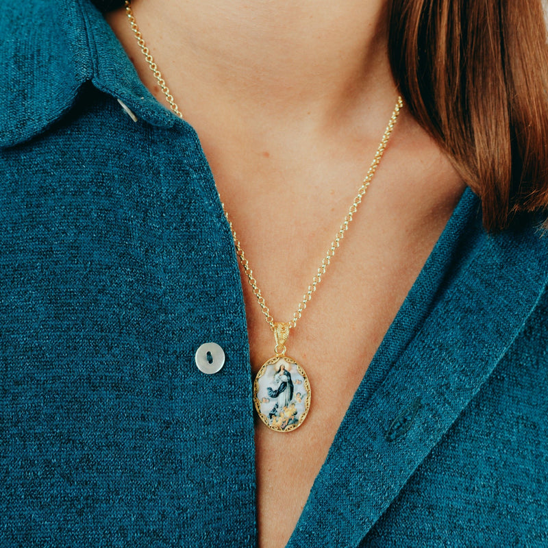 Necklace Our Lady of Conception in Gold Plated Silver