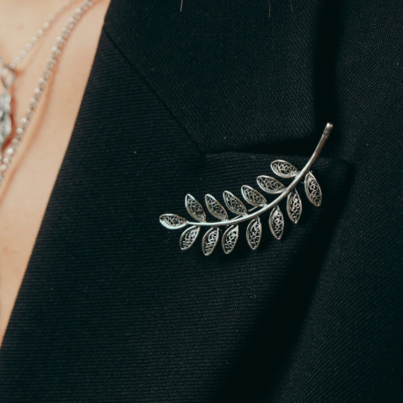 Brooch Leaves in Silver
