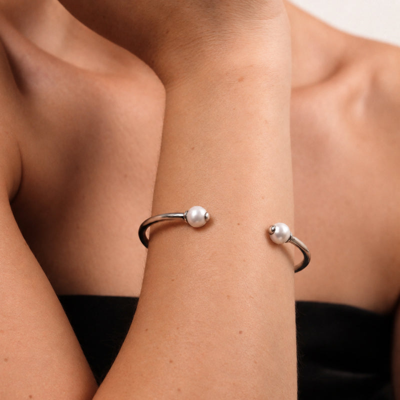 Bracelet Bangle in Silver with Pearls
