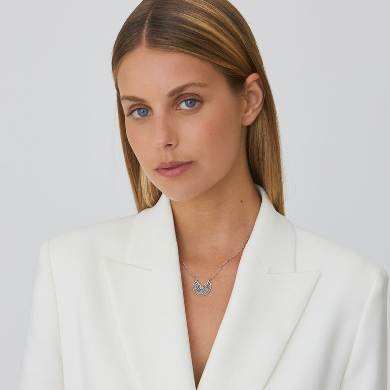 Necklace Circles in Silver