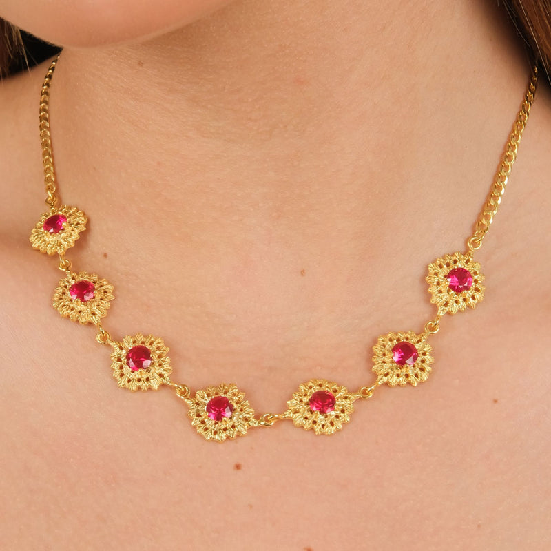 Necklace Choker Queen Red in Gold Plated Silver