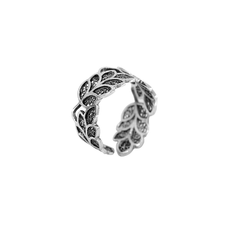 Ring Leaves in Silver
