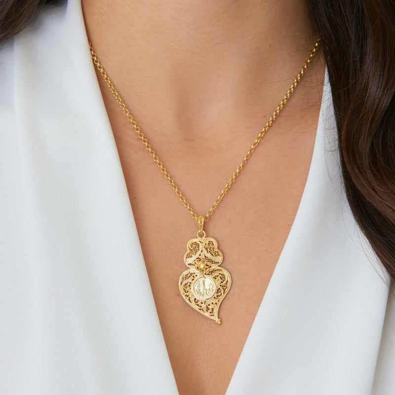 Necklace Heart of Viana with Fatima in Gold Plated Silver