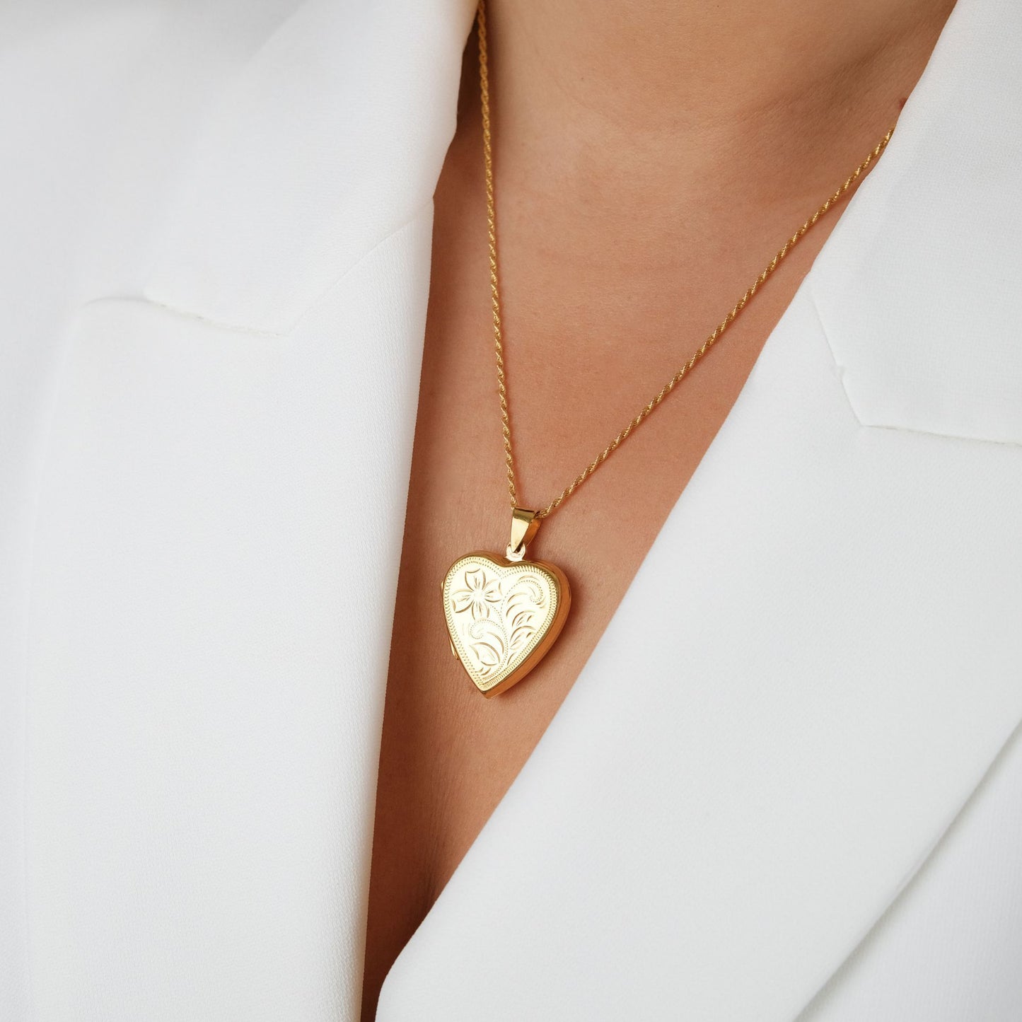 Necklace Open Heart in Gold Plated Silver