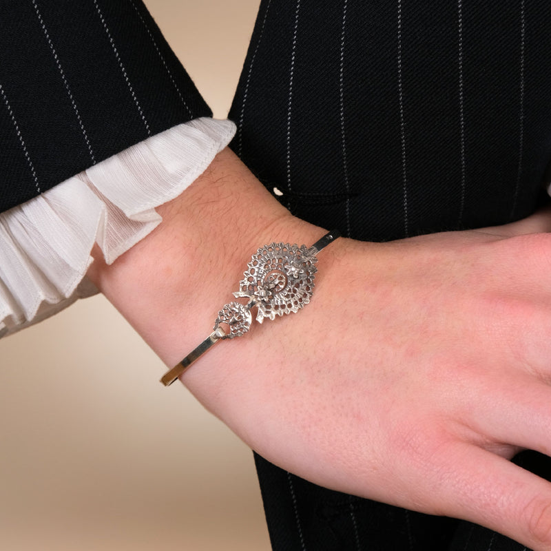 Queen Bracelet Bangle in Silver