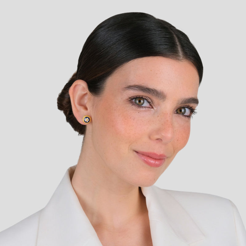 Earrings Caramujo Stud in Gold Plated Silver