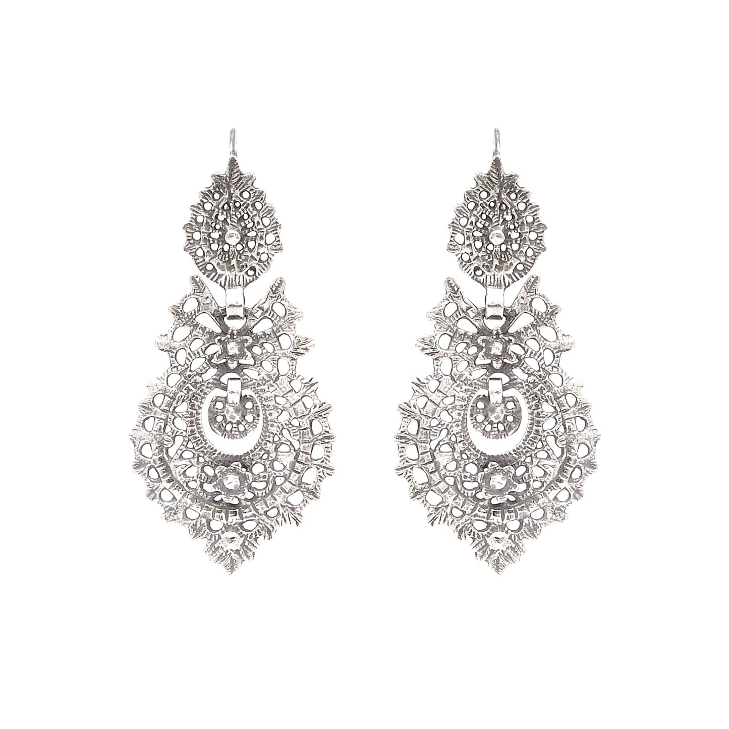 Queen Earrings M in Silver