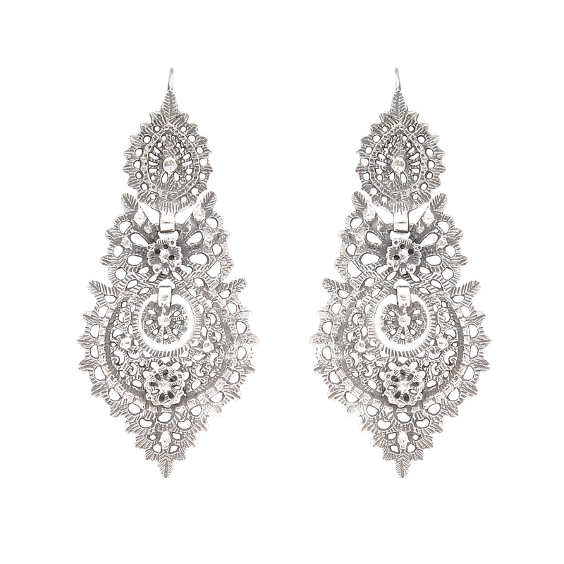 Queen Earrings L in Silver