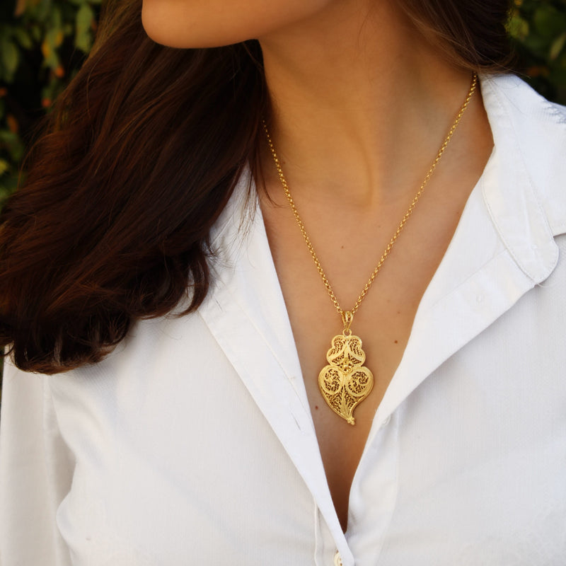 Necklace Heart of Viana 4,5 cm in Gold Plated Silver