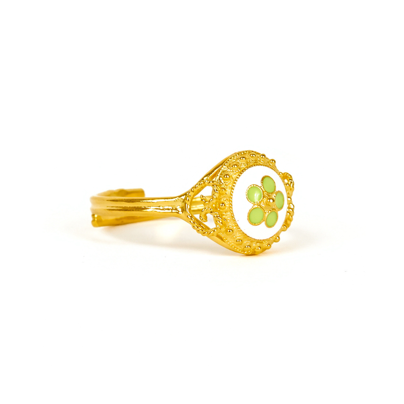 Ring White and Green Caramujo in Gold Plated Silver