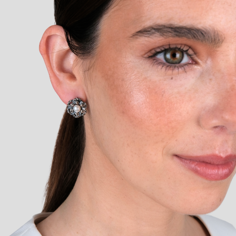 Brincos Flor com Marcassites e Pérola em Prata