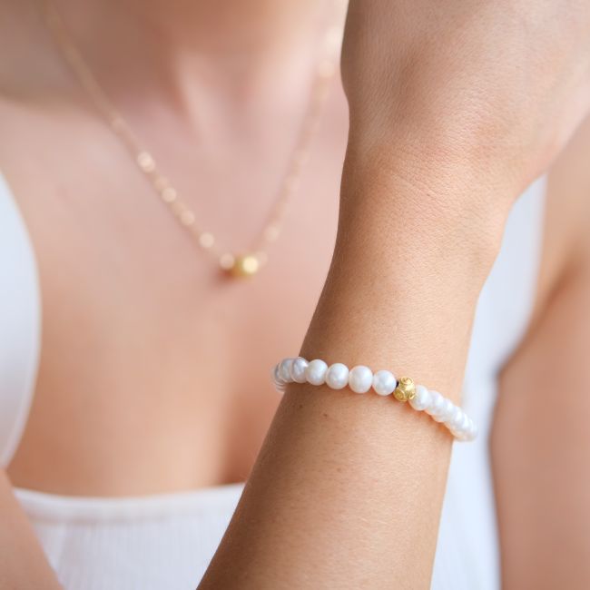 Bracelet Conta in 9Kt Gold with Pearls 