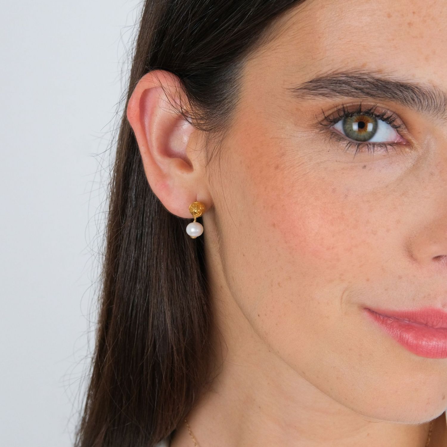 Earrings Viana's Conta in 19,2Kt Gold with Pearls Earrings Viana's Conta in 19,2Kt Gold with Pearls