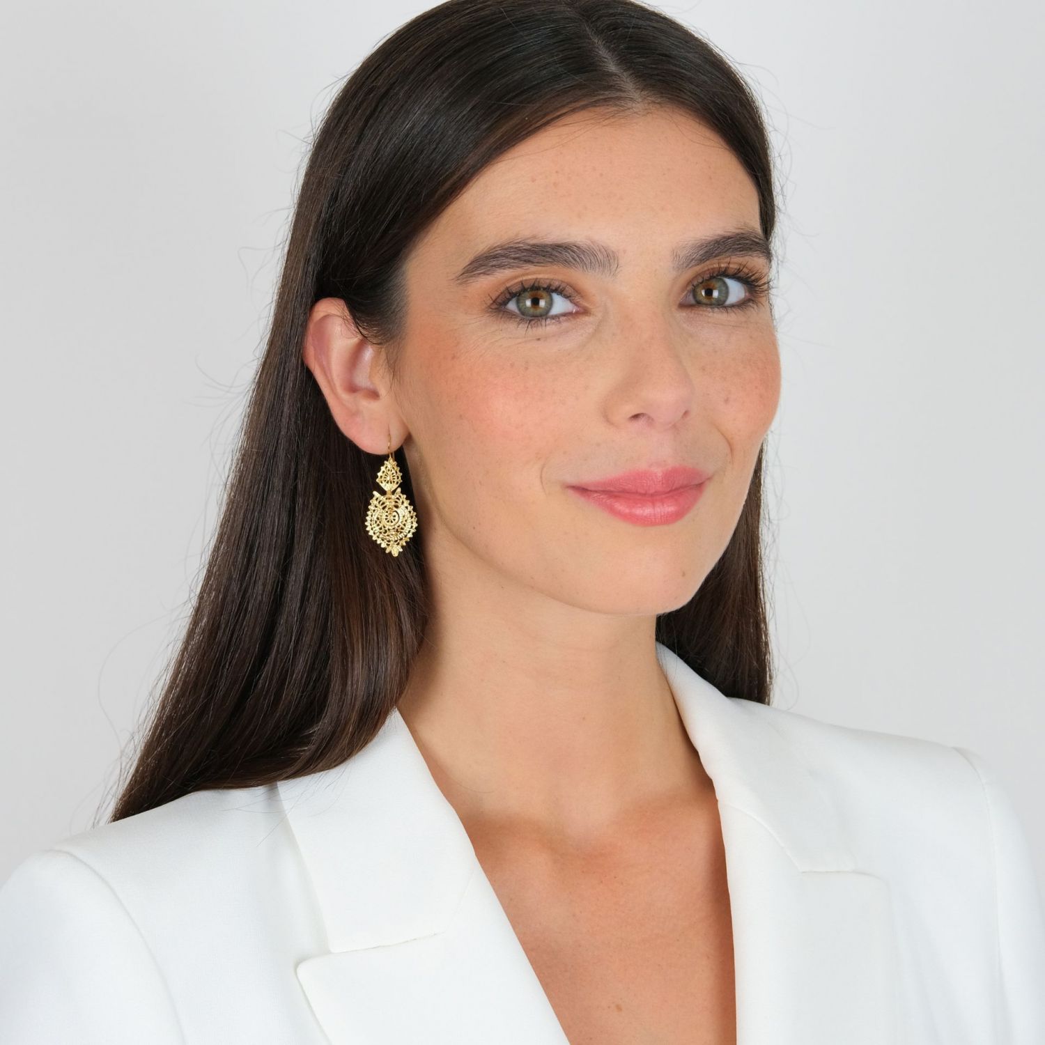 Queen Earrings S in 9Kt Gold Queen Earrings S in 9Kt Gold