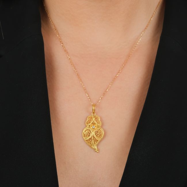 Colar Coração de Viana L em Ouro 19,2Kt e Diamante 