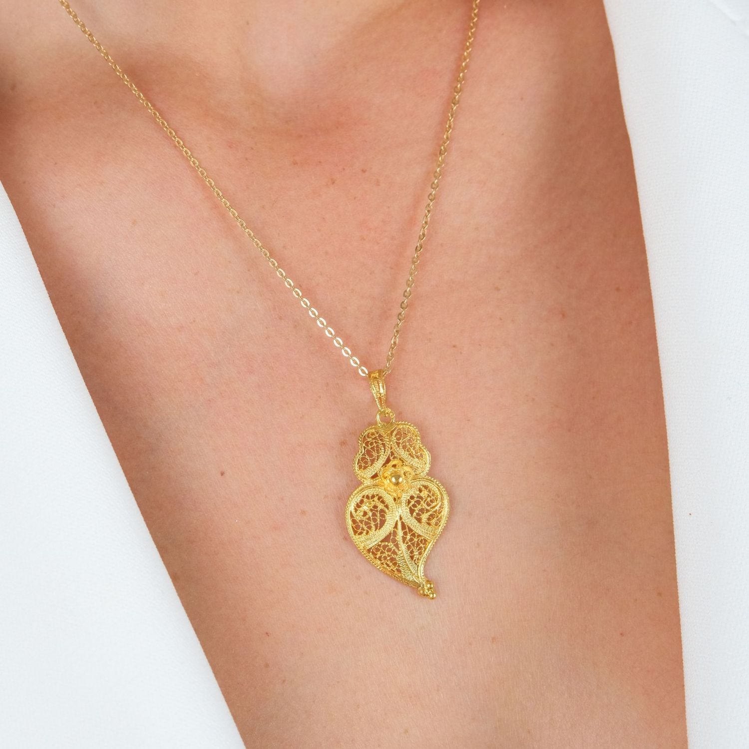 Necklace Heart of Viana 3,5cm in Gold Plated Silver 