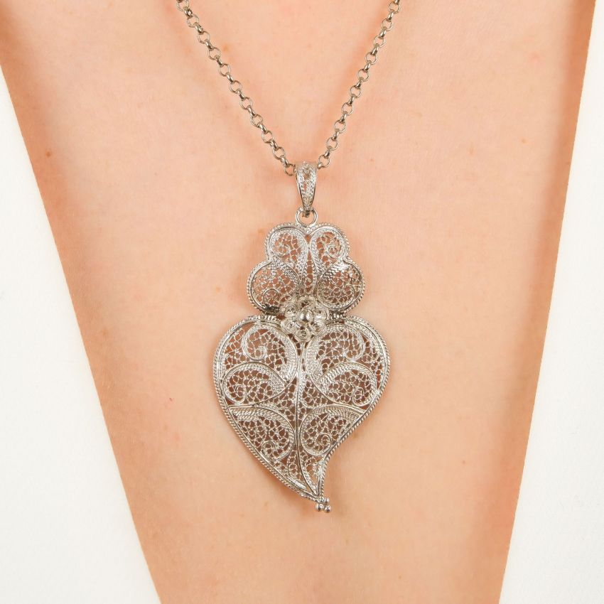 Necklace Heart of Viana 5,5 cm in Silver 