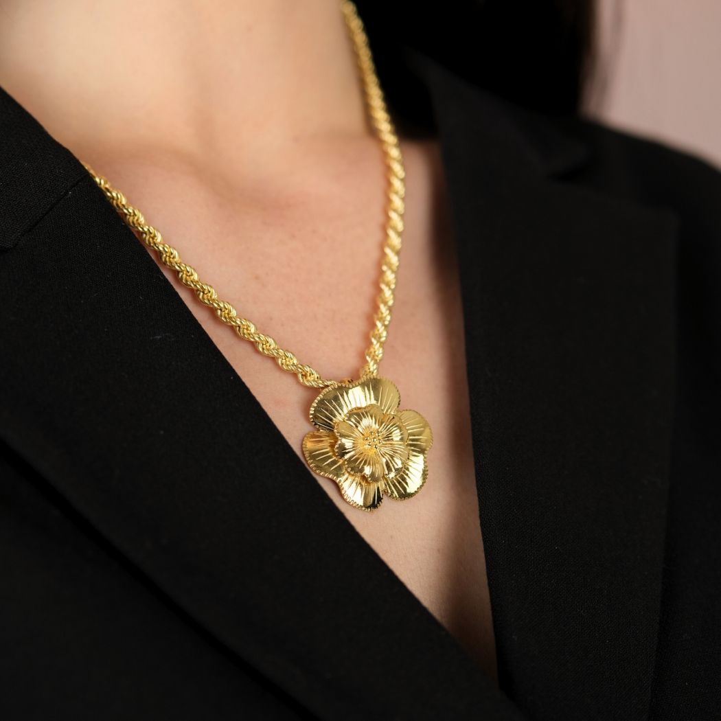 Collier la Fleur d'Amália s'en Va en Argent Plaqué Or 