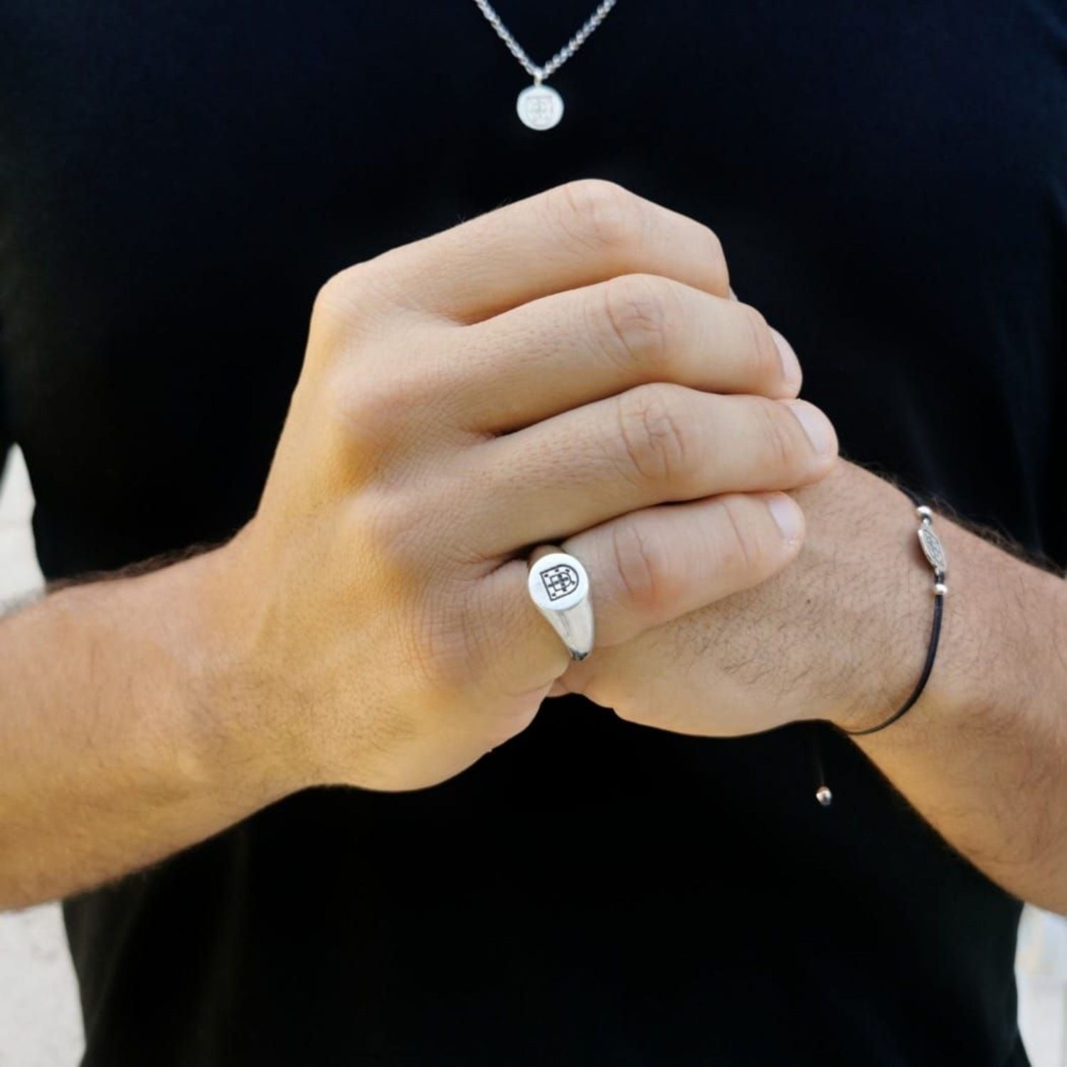 Conjunto Hombre Escudo de Plata Conjunto Hombre Escudo de Plata