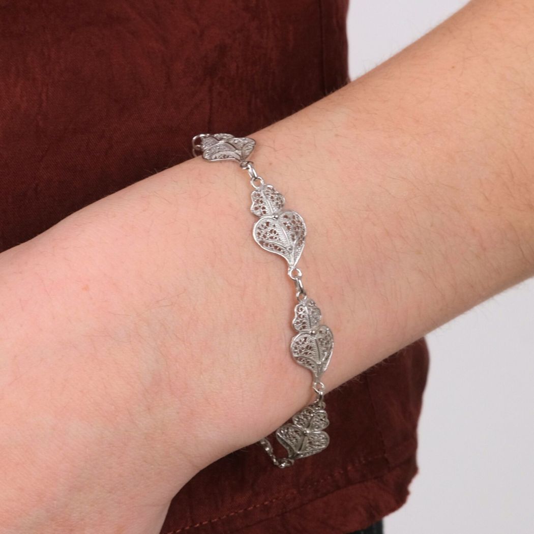 Bracelet Cinq Cœurs de Viana avec Fil en Argent
