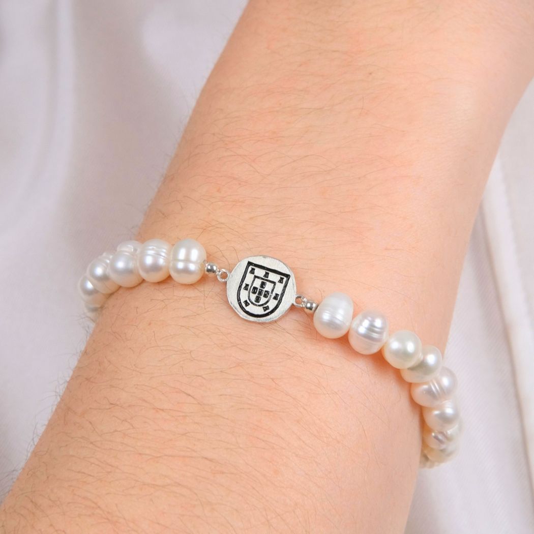 Bracelet Escudo in Silver with Pearls 