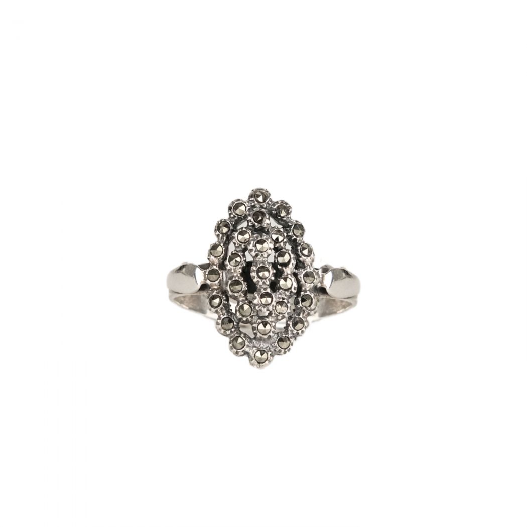 Ring Pinecone Oval Marcasites in Silver 