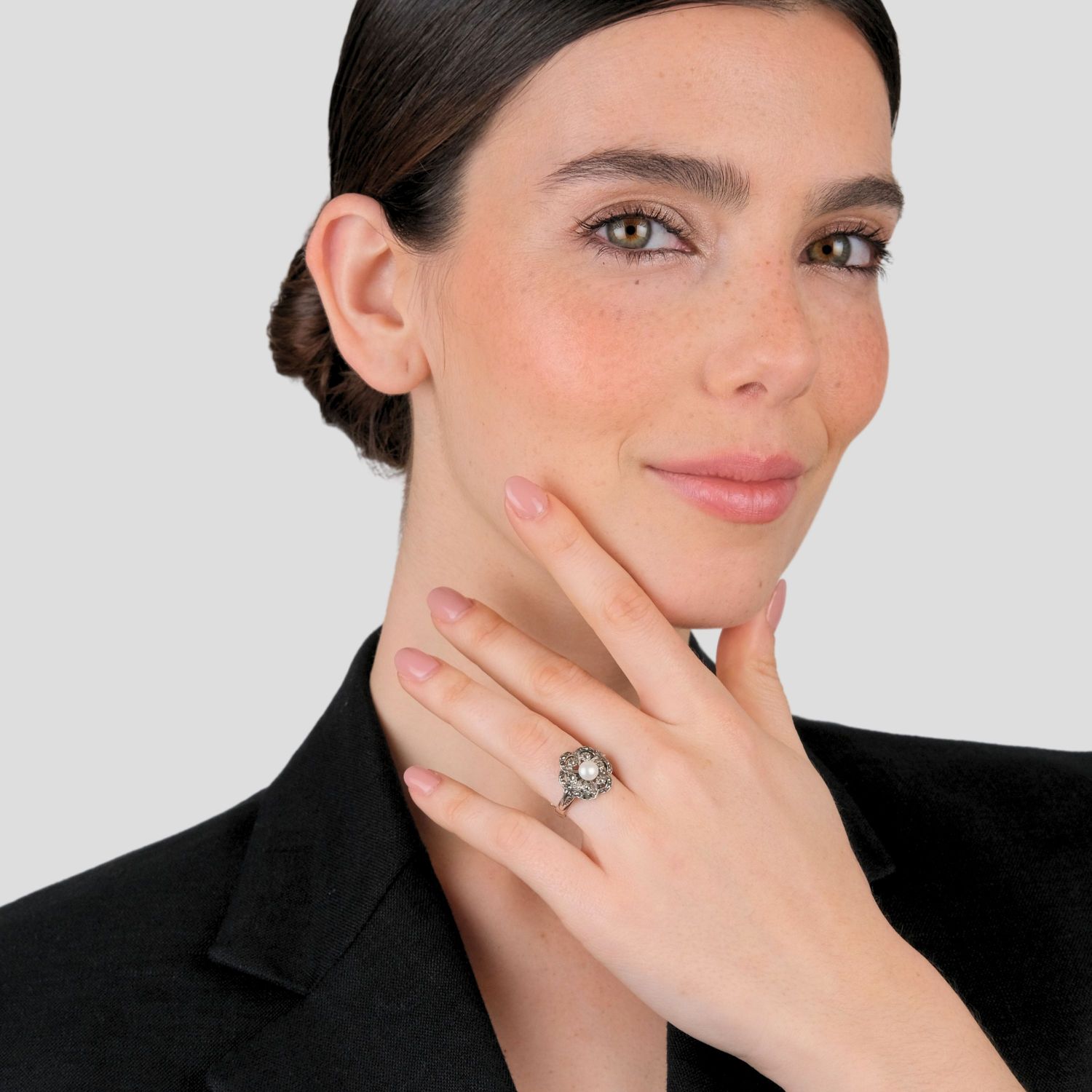 Ring Flower Marcasites in Silver with Pearl Ring Flower Marcasites in Silver with Pearl