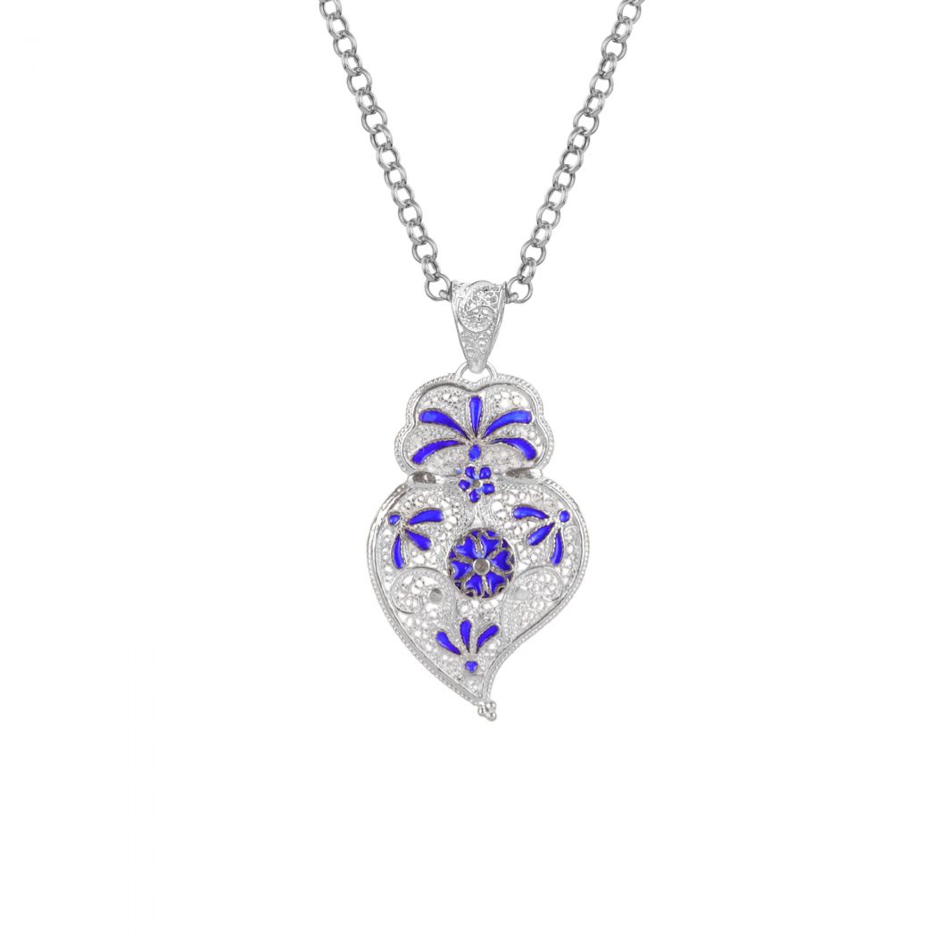 Necklace Heart of Viana Royal Blue in Silver 
