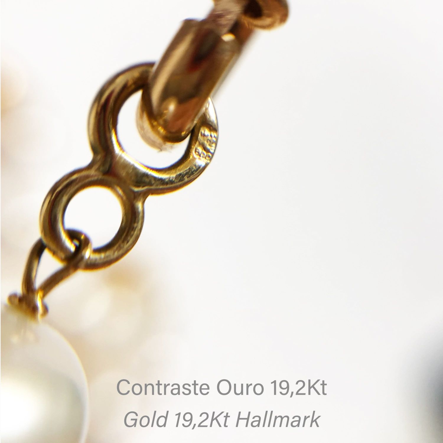 Necklace Viana's Conta in 19,2Kt Gold with Pearls Necklace Viana's Conta in 19,2Kt Gold with Pearls