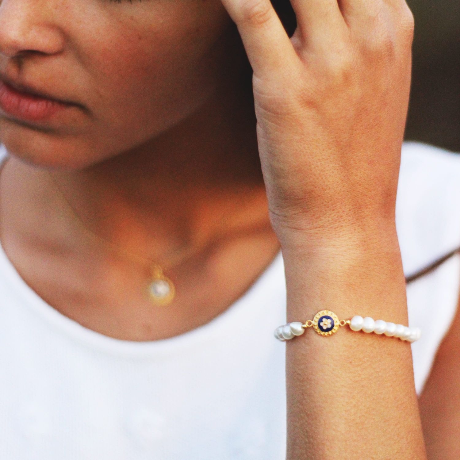 Bracelet Caramujo in Gold Plated Silver and Pearls Bracelet Caramujo in Gold Plated Silver and Pearls