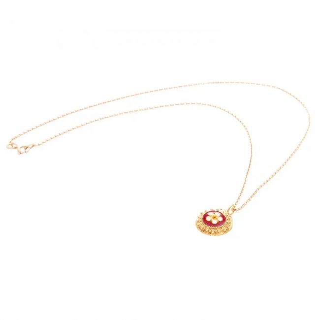 Colar Caramujo Vermelho em Prata Dourada Colar Caramujo Vermelho em Prata Dourada