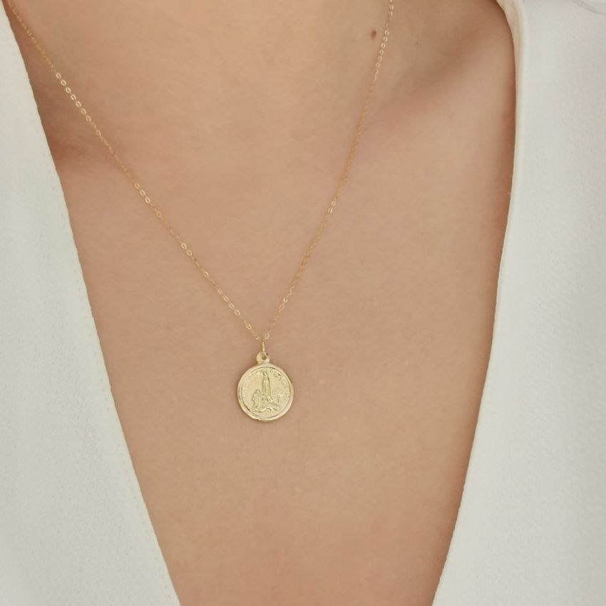 Necklace Our Lady of Fátima and Little Shepherds in 19,2Kt Gold 