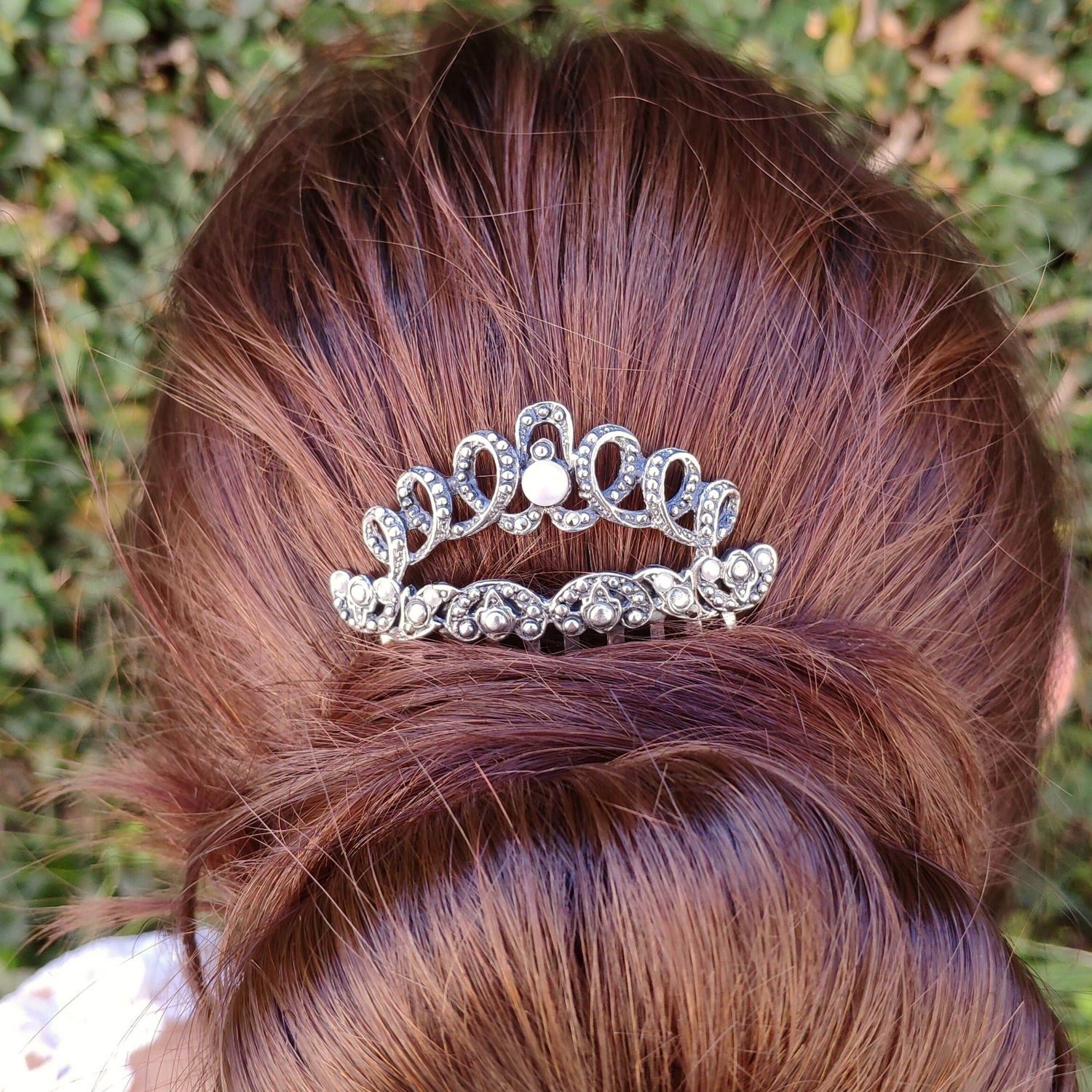 Hair Comb with Marcasites and Pearls in Silver Hair Comb with Marcasites and Pearls in Silver