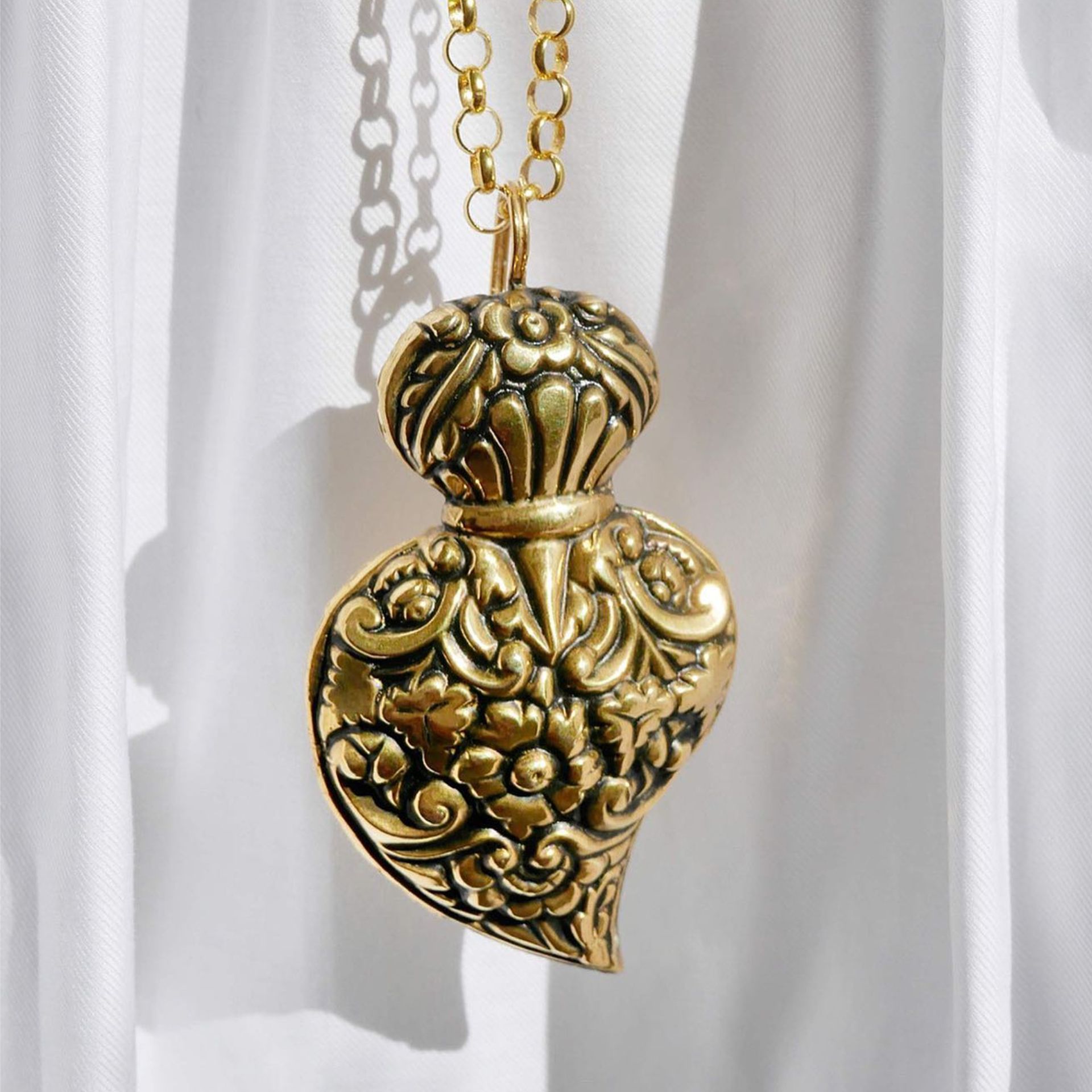 Pendant Baroque Heart of Viana XL in Gold Plated Silver