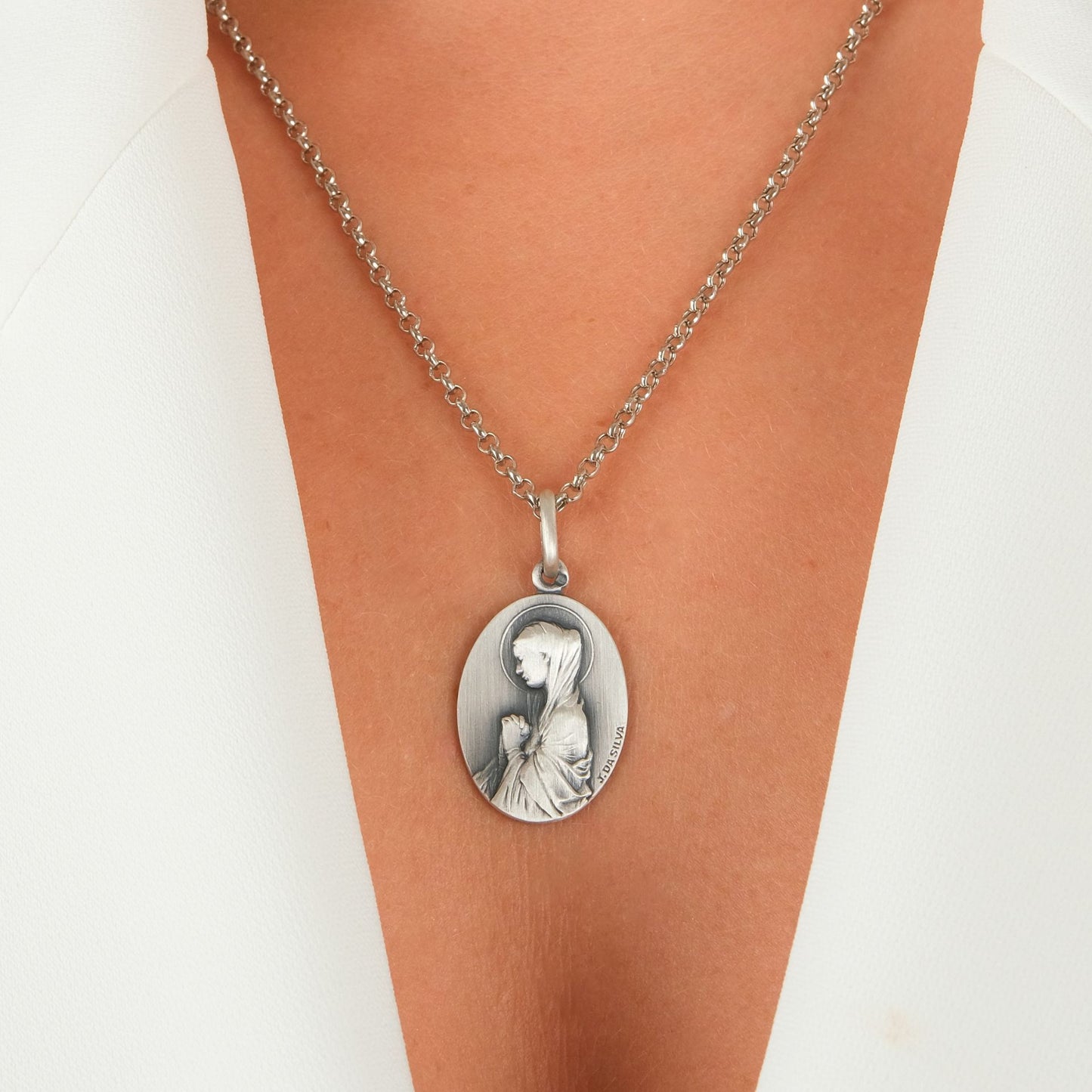 Necklace Our Lady of the Carrapito in Silver - Medal João da Silva