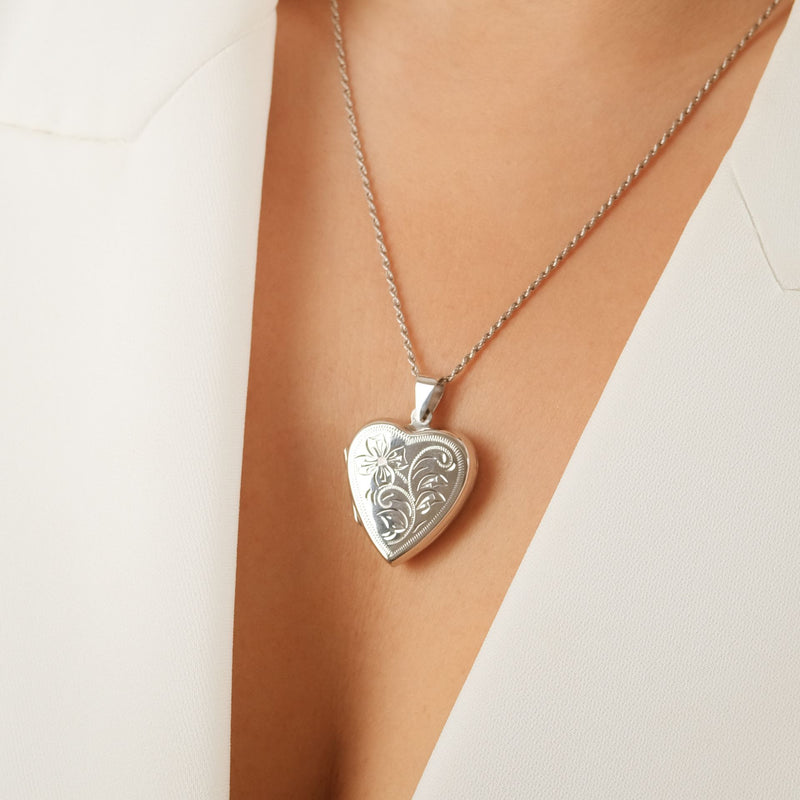 Necklace Open Heart in Silver