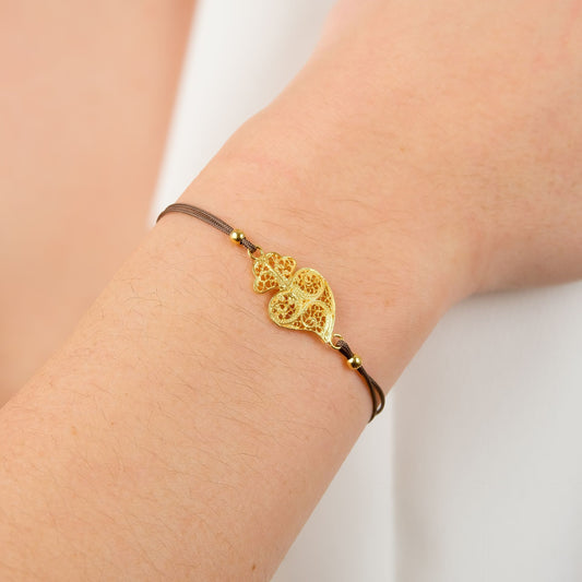 Bracelet Heart of Viana in Gold Plated Silver with Cord
