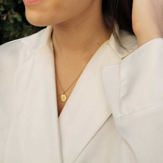 Necklace Escudo in 19,2Kt Gold