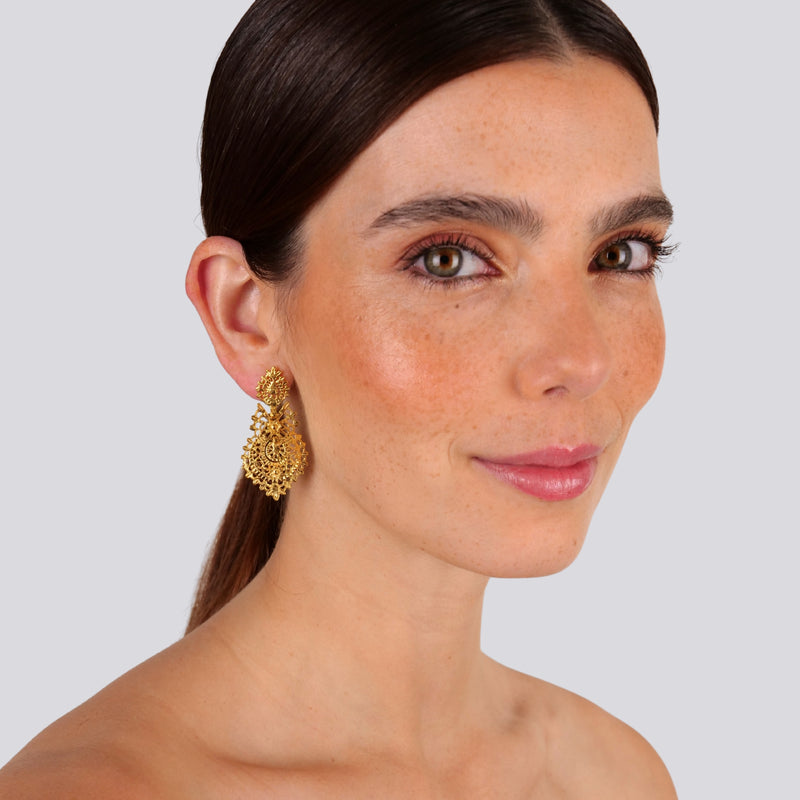 Boucles d'Oreilles Reine Puce M en Argent Plaqué Or