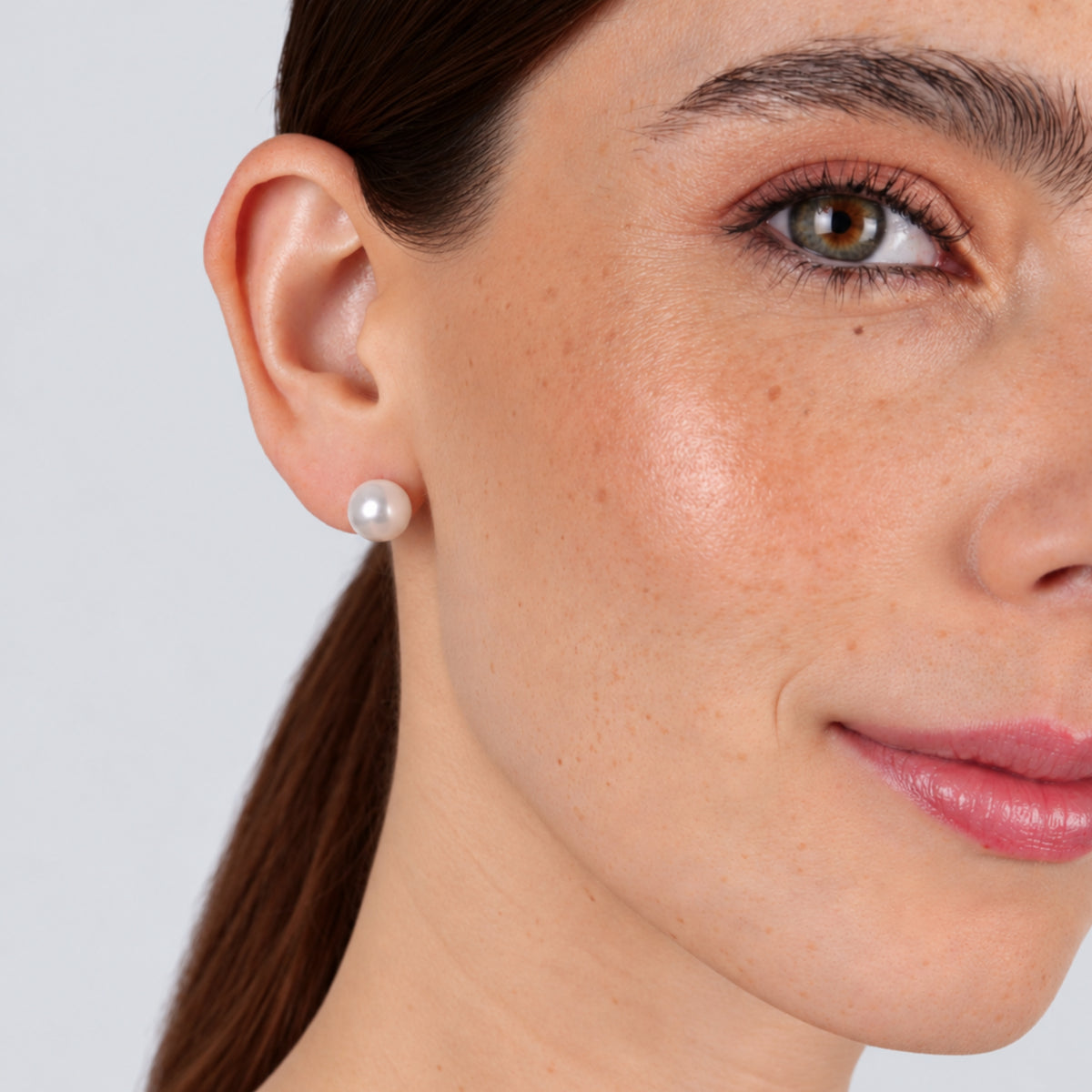 Earrings Pearl S Stud in 19.2Kt Gold