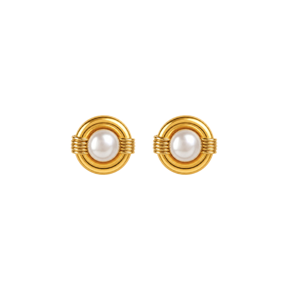 Earrings Pearl Button Vintage in 19.2Kt Gold