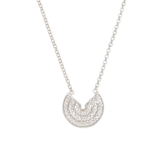Necklace Circles in Silver