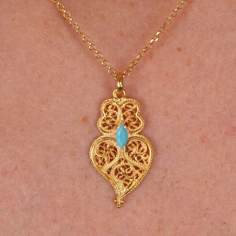 Necklace Heart of Viana Turquoise Blue in Gold Plated Silver worn by model