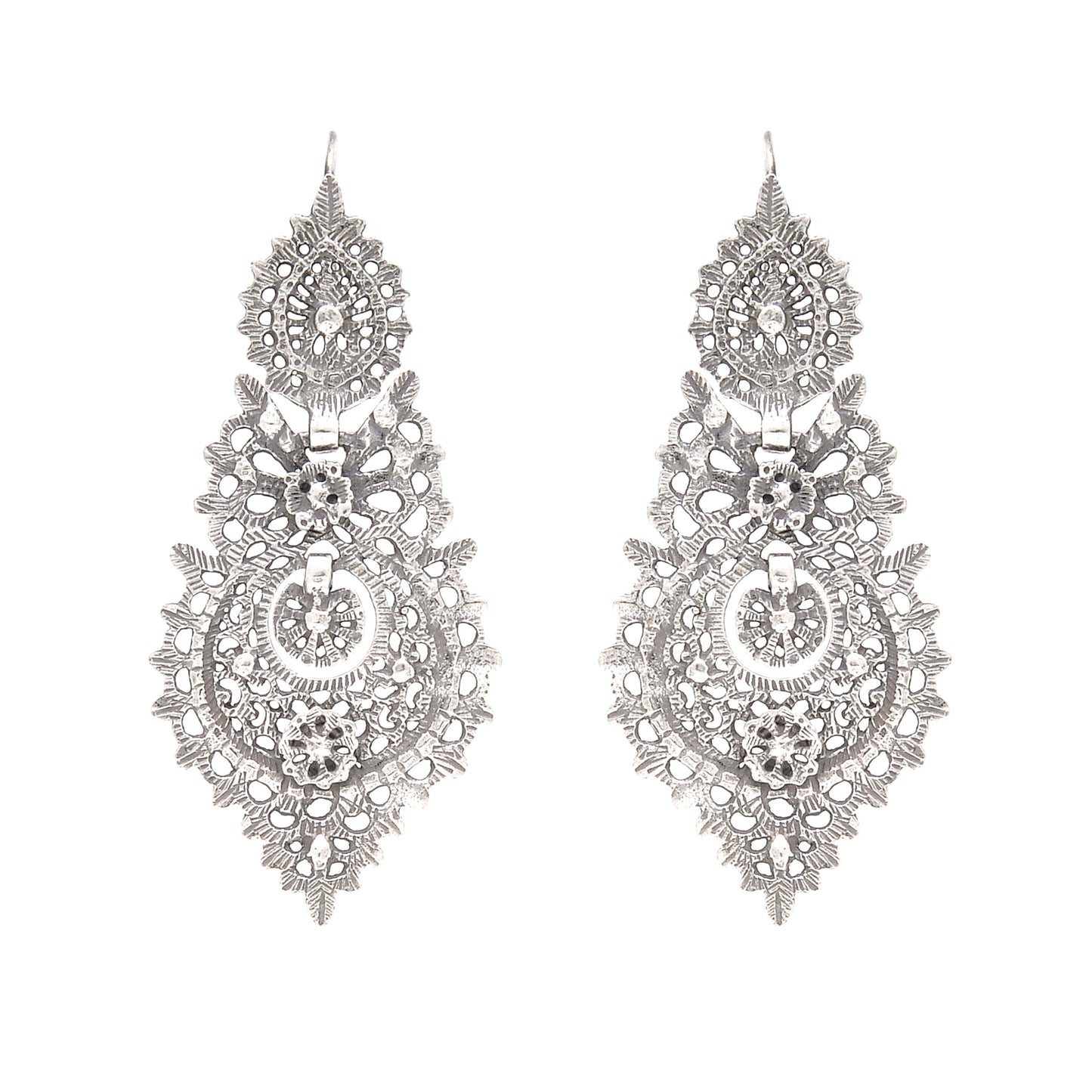 Queen Earrings L in Silver