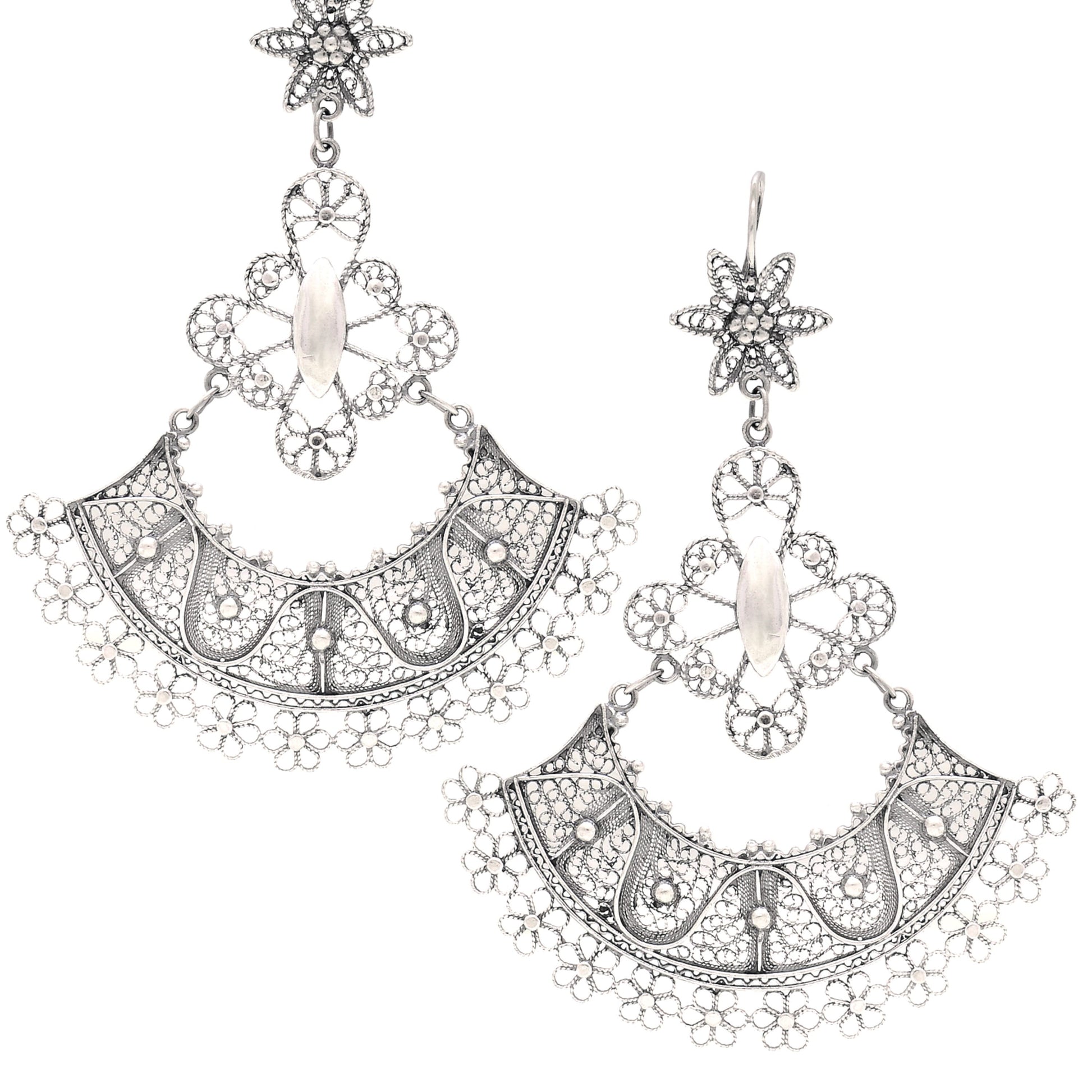 Earrings Skirt in Silver