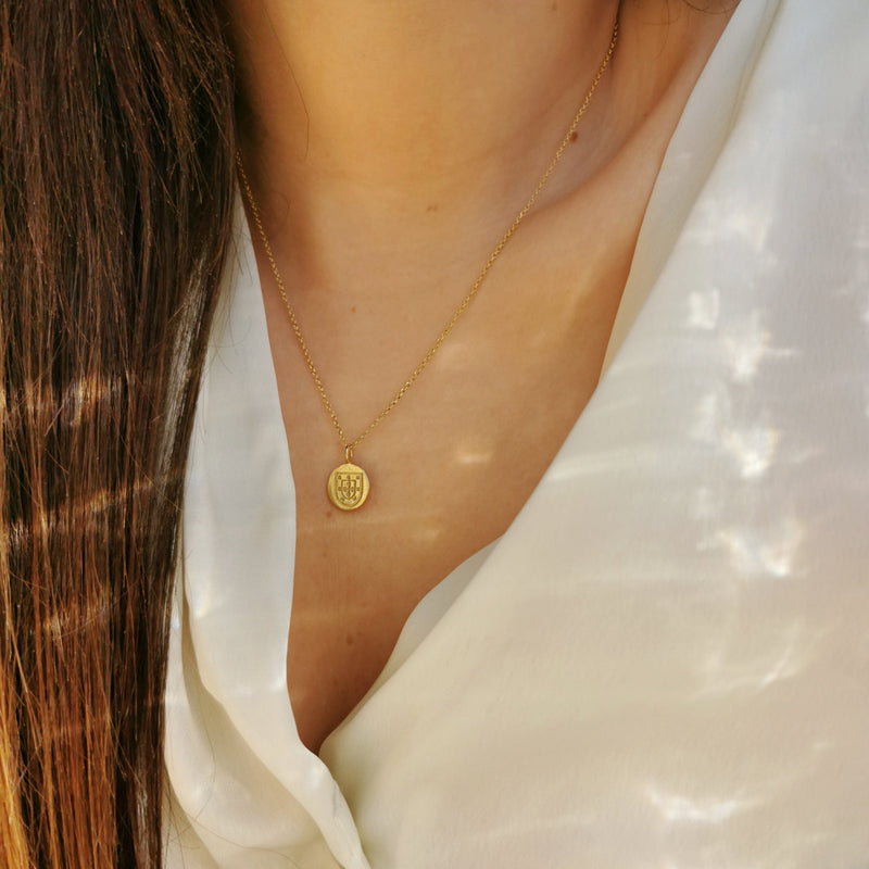 Necklace Escudo in Silver