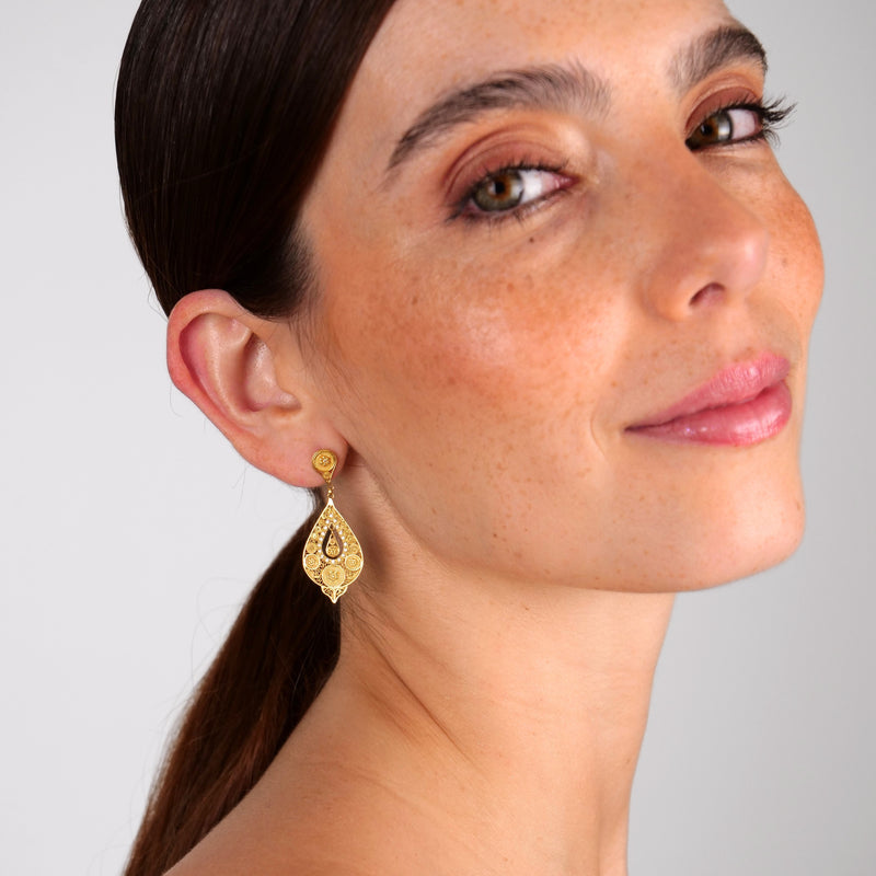 Earrings Teardrop Circles in 19.2Kt Gold and Diamonds