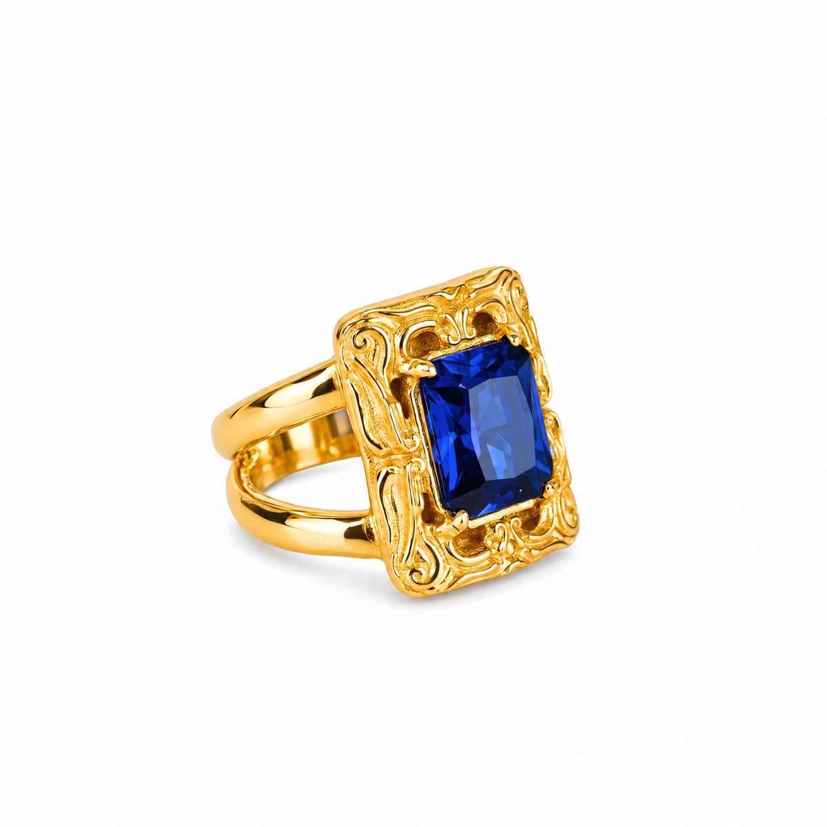 Anillo Puerto de Plata Bañada en Oro