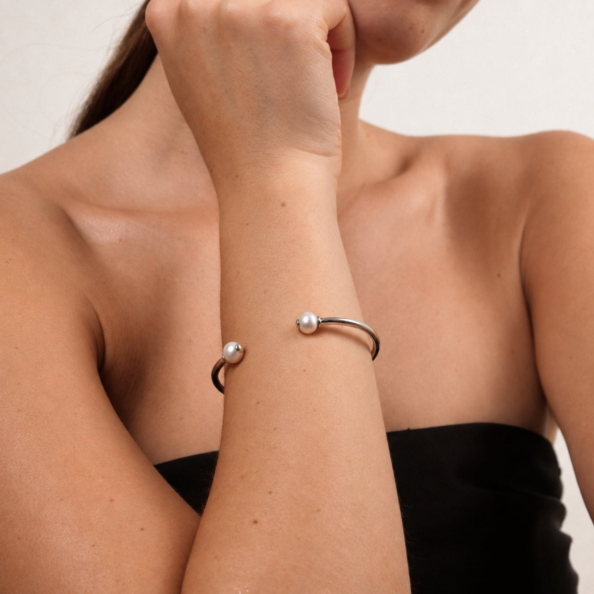 Bracelet Bangle in Silver with Pearls