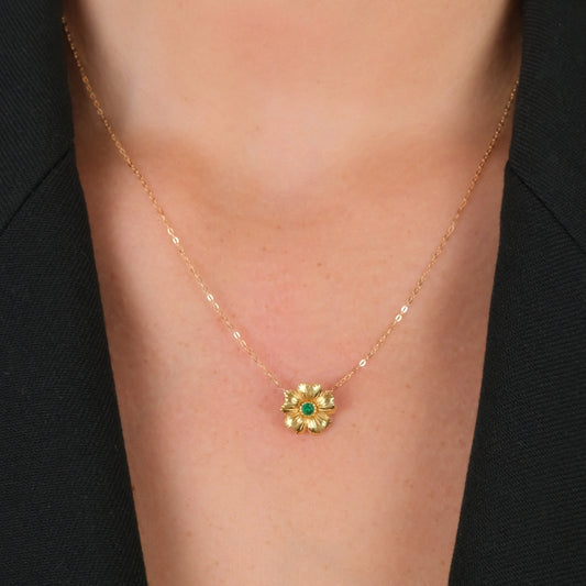 Colar Flor de Cerejeira com Esmeralda em Ouro 19,2Kt